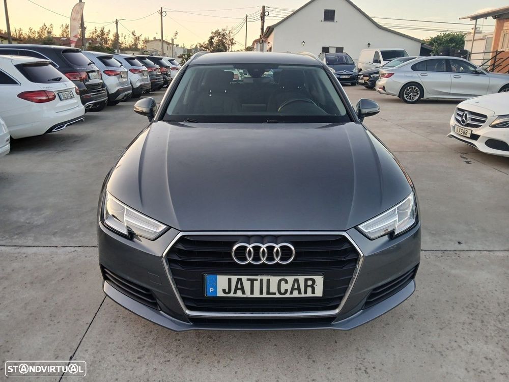 Audi A4 Avant 2.0 TDI S tronic - 1