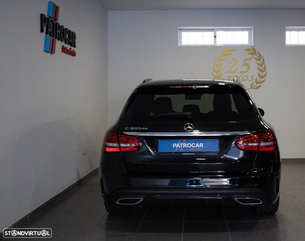 Mercedes-Benz C 300 de AMG Line - 11