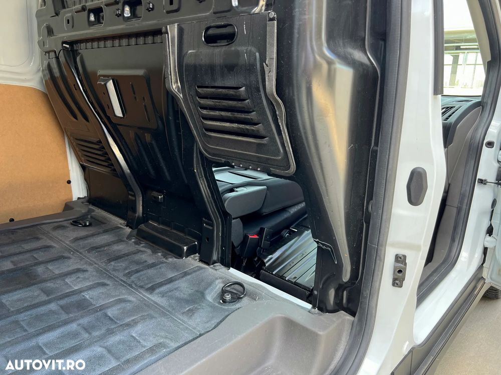 Ford Transit Connect LWB (L2) - 18