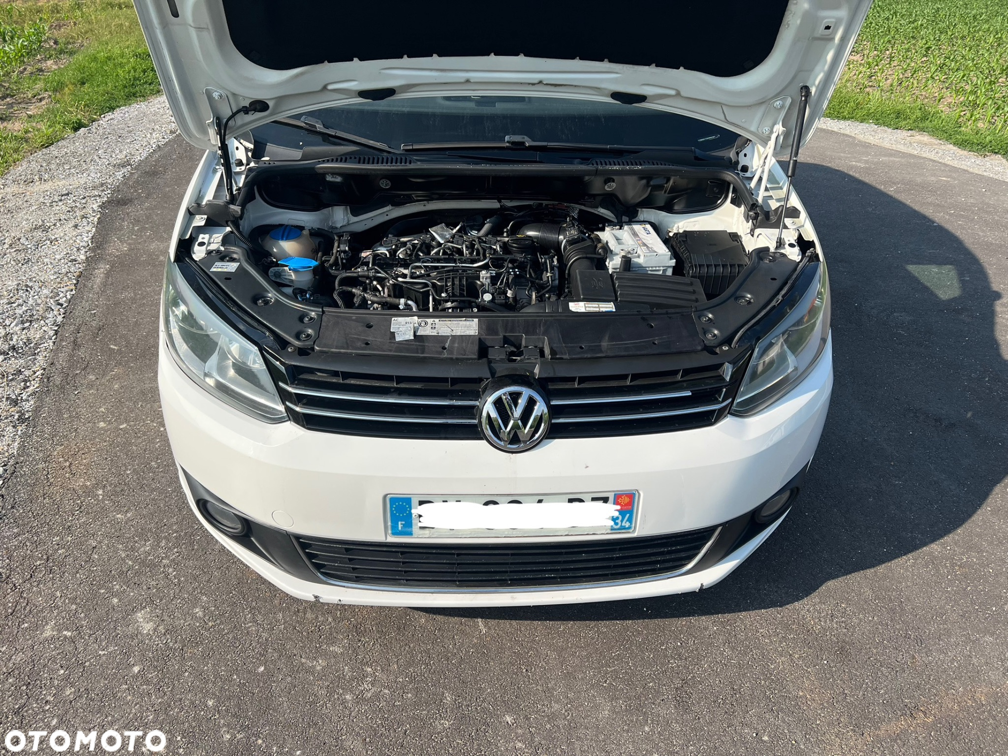 Volkswagen Touran 1.6 TDI SCR BlueMotion Technology Comfortline - 4