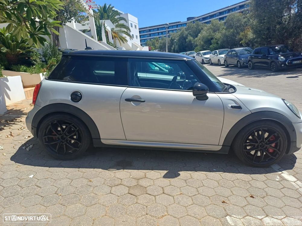 MINI 3 Portas John Cooper Works Aut. - 12