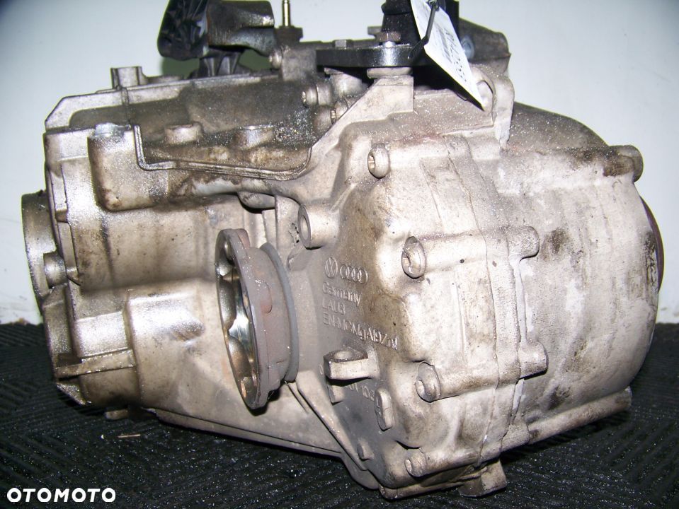 LEON II GOLF V A3 8P 2.0TDI 140KM SKRZYNIA KNR - 2