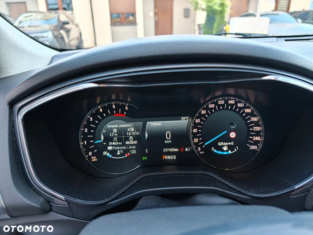 Ford Mondeo 2.0 TDCi Titanium PowerShift - 11