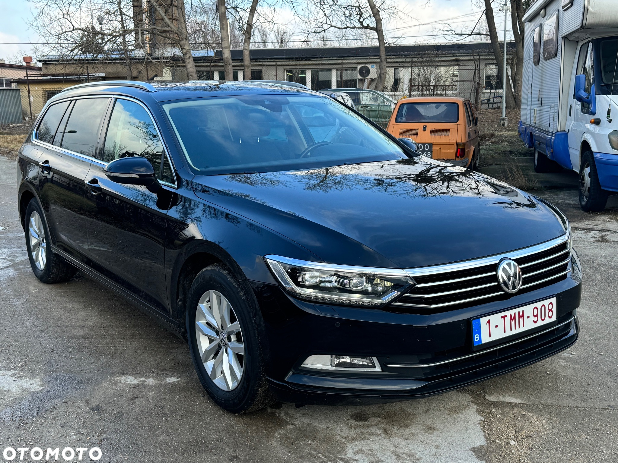 Volkswagen Passat Variant 1.6 TDI SCR DSG Comfortline - 12