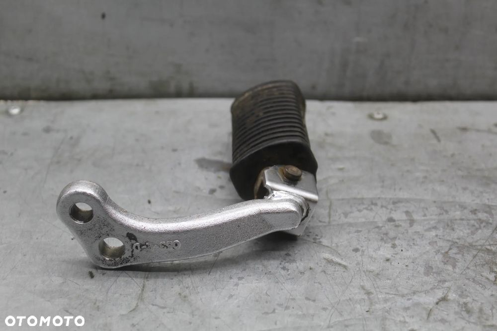 Suzuki GN 125 Set podnóżek kierowcy - 3