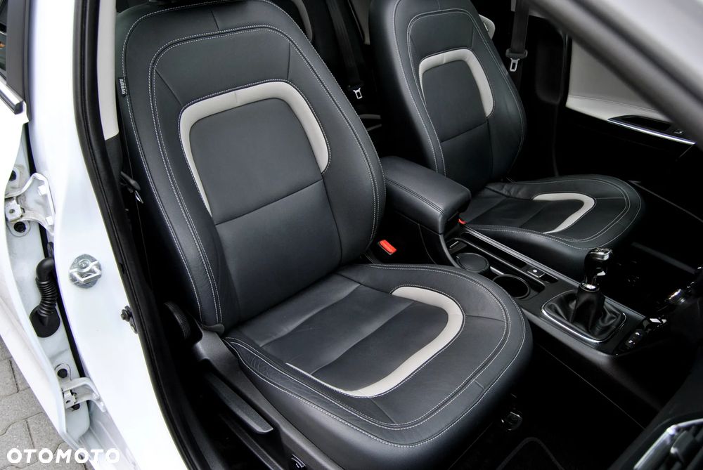 Kia Ceed 1.6 GDI Spirit - 23