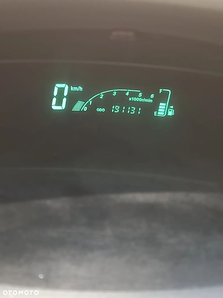 Toyota Yaris 1.4 D-4D - 10