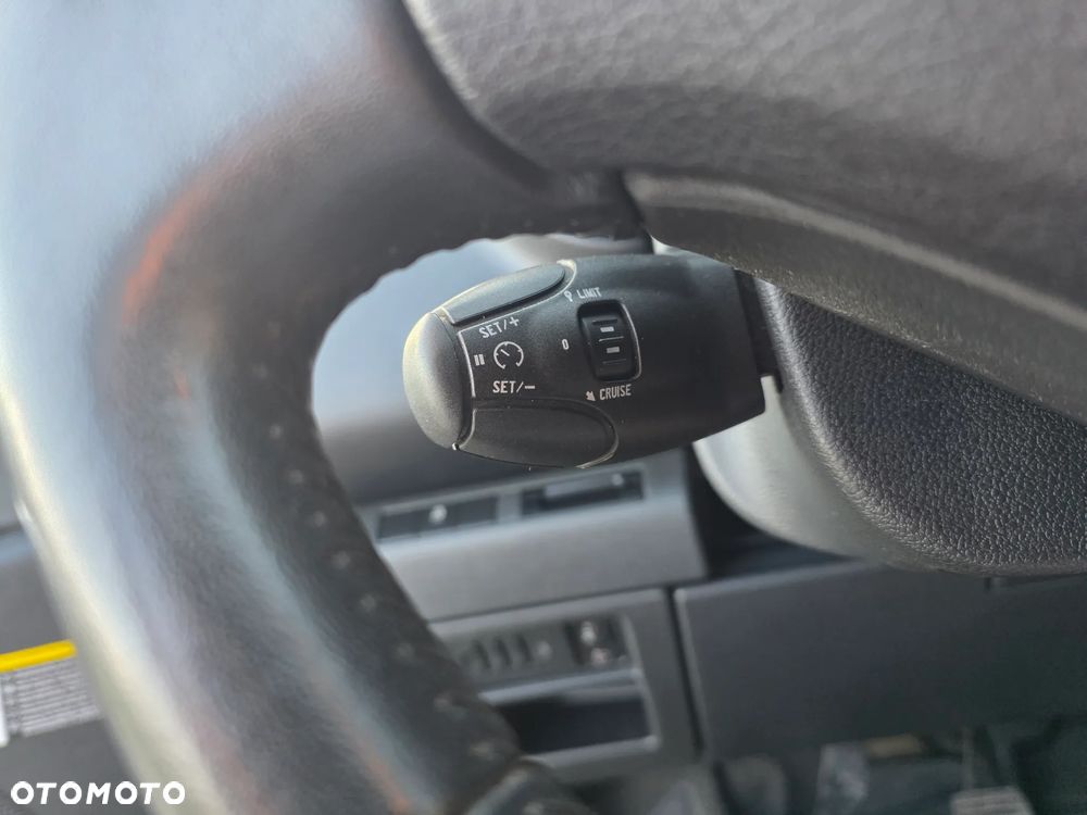 Peugeot 3008 1.6 HDi Style - 31