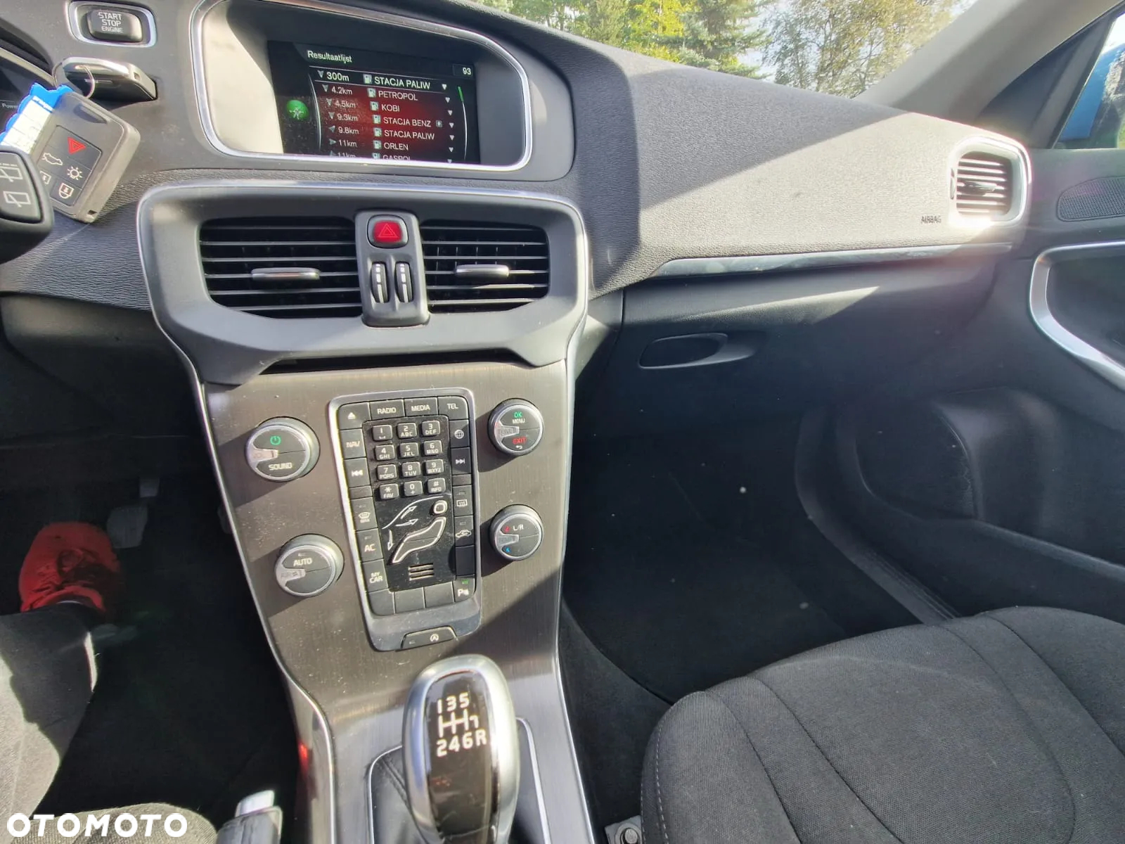 Volvo V40 - 8
