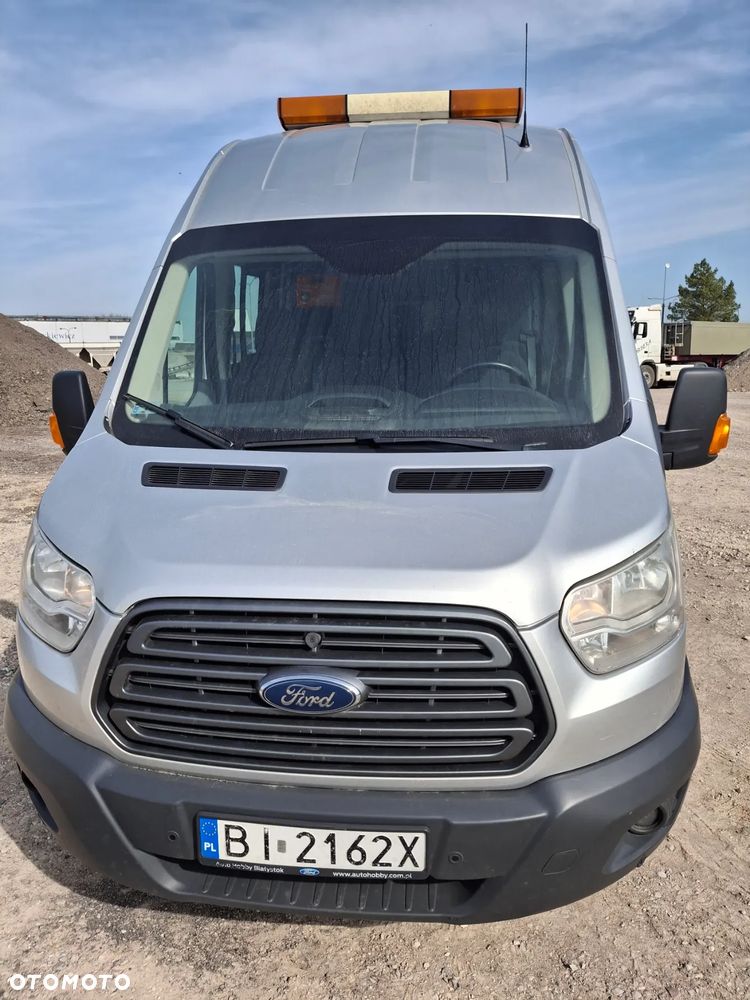 Ford Transit - 1