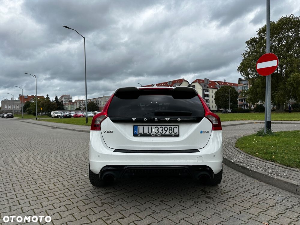 Volvo V60 D4 Drive-E R-Design Momentum - 4