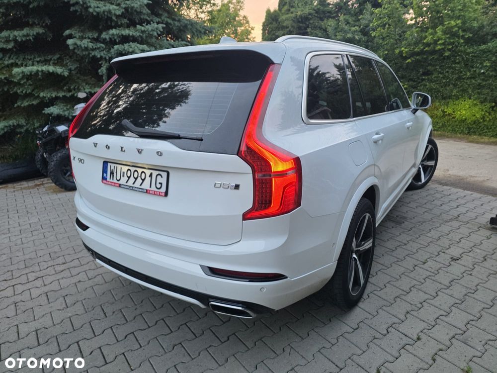 Volvo XC 90 D5 AWD R-Design - 2