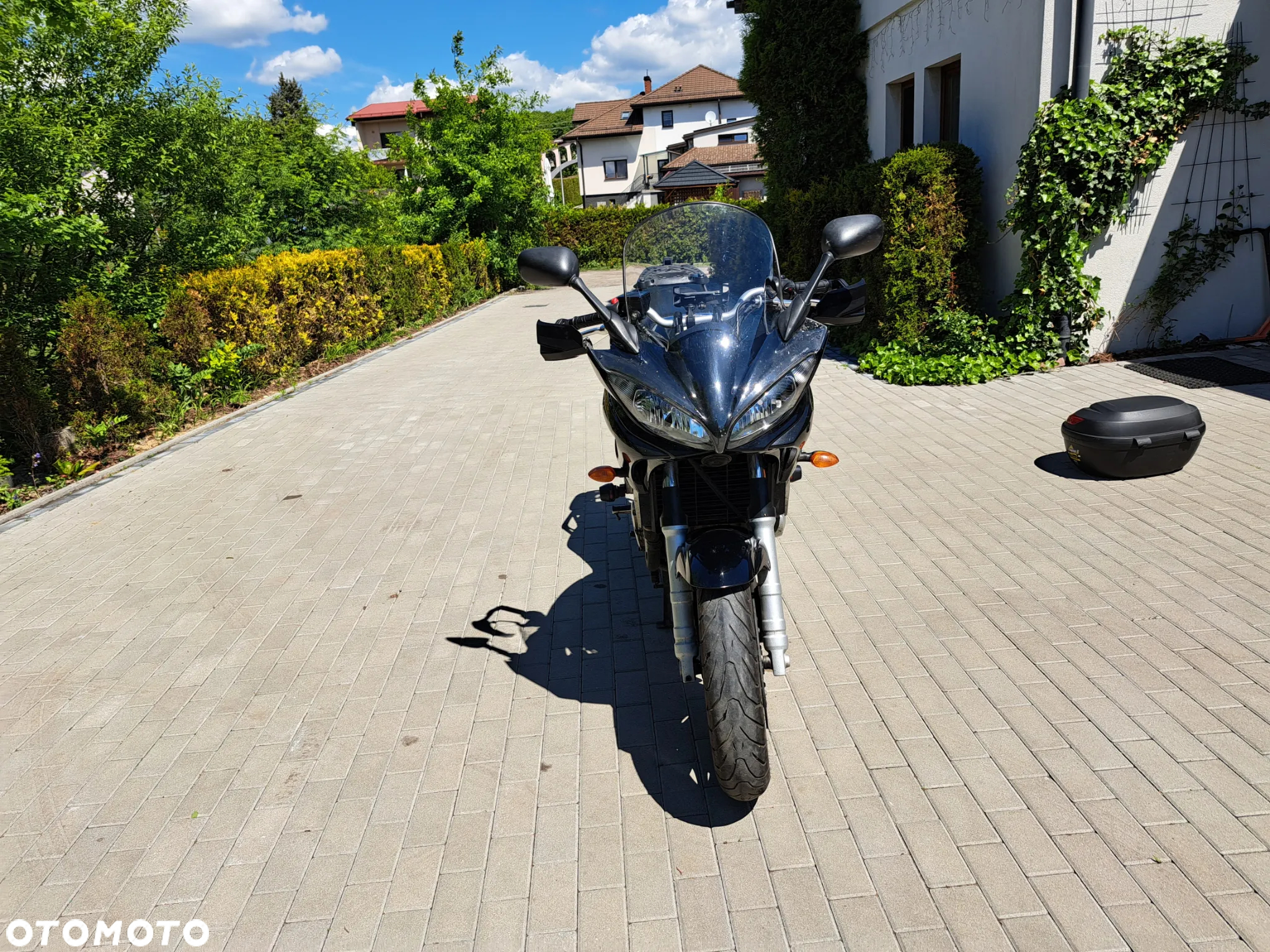 Yamaha FZ6 - 10