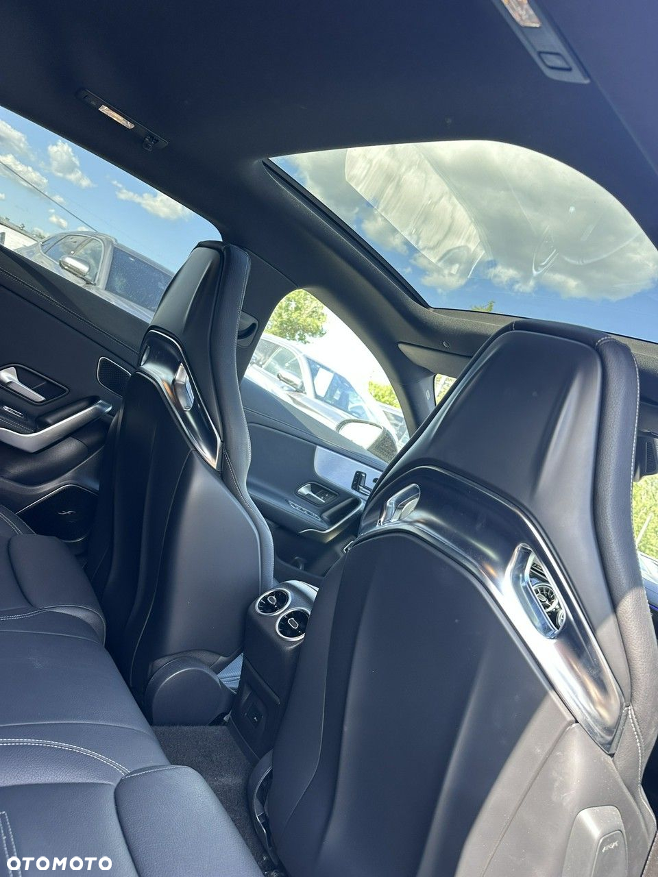 Mercedes-Benz CLA AMG 45 S 4-Matic 8G-DCT - 4