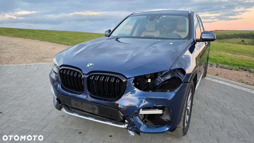 BMW X3 2019 photo 3