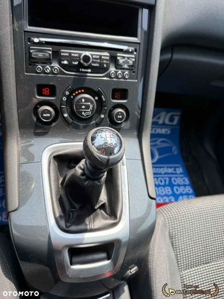 Peugeot 5008 - 25