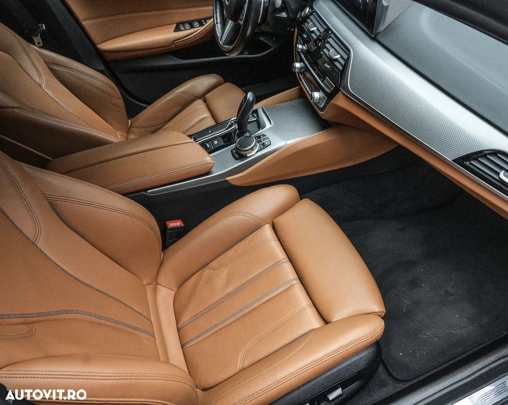 BMW Seria 5 520d AT - 13