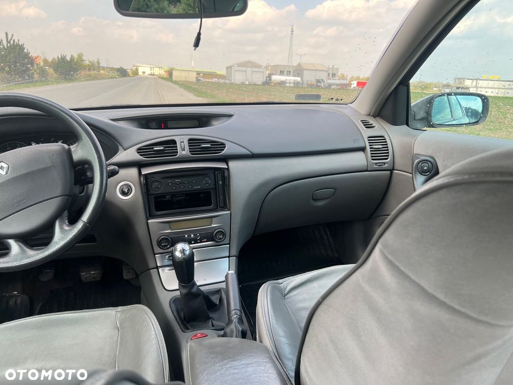 Renault Laguna 1.8 Dynamique - 8