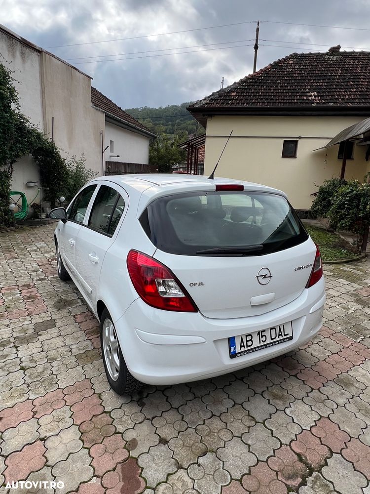 Opel Corsa - 11