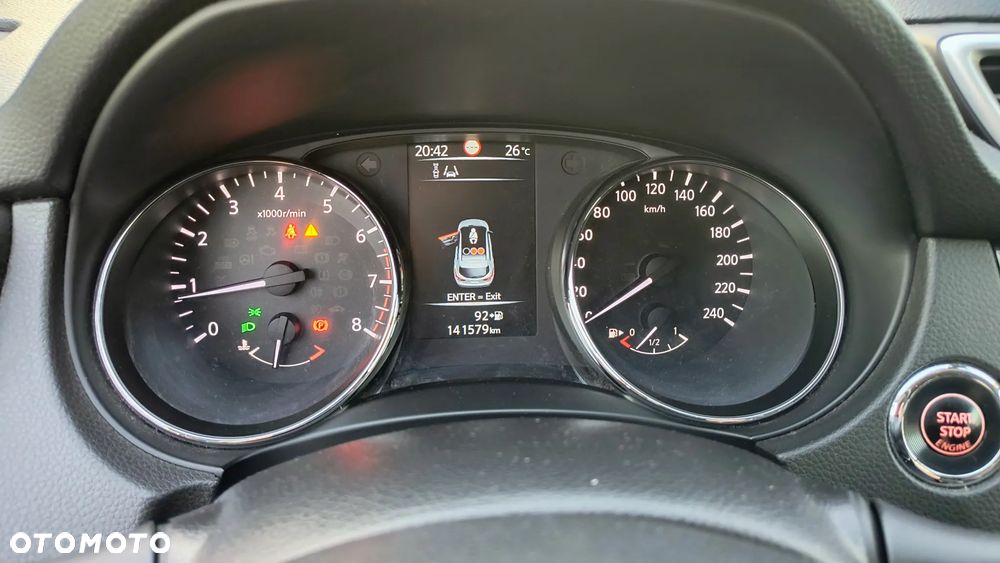 Nissan Qashqai 1.2 DIG-T N-Connecta - 24