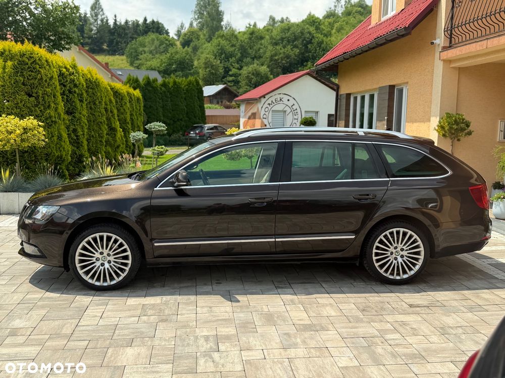 Skoda Superb 2.0 TDI 4x4 L&K DSG - 3