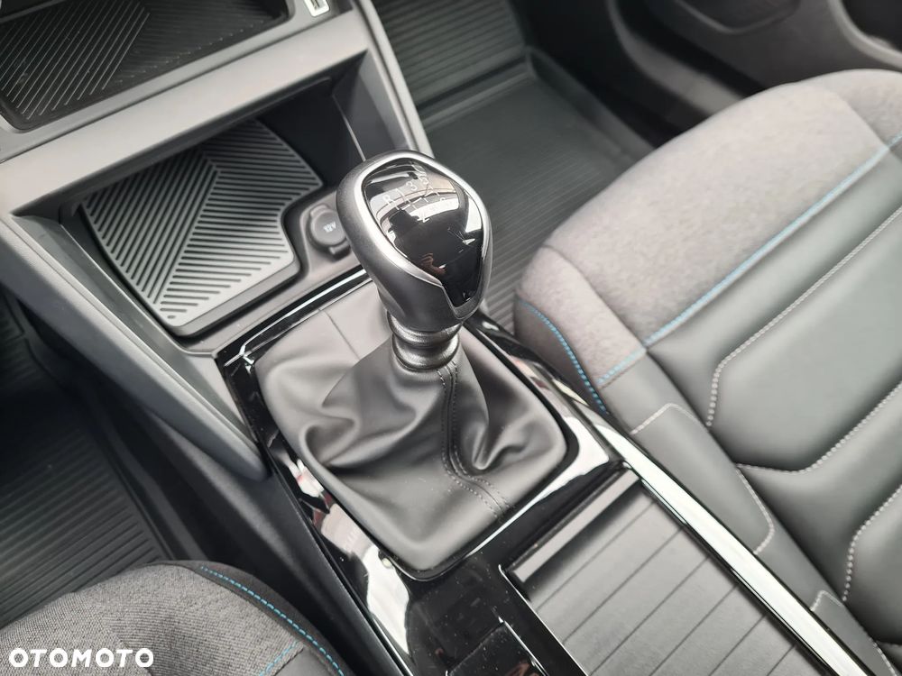 Citroën C4 1.2 PureTech Shine S&S - 20