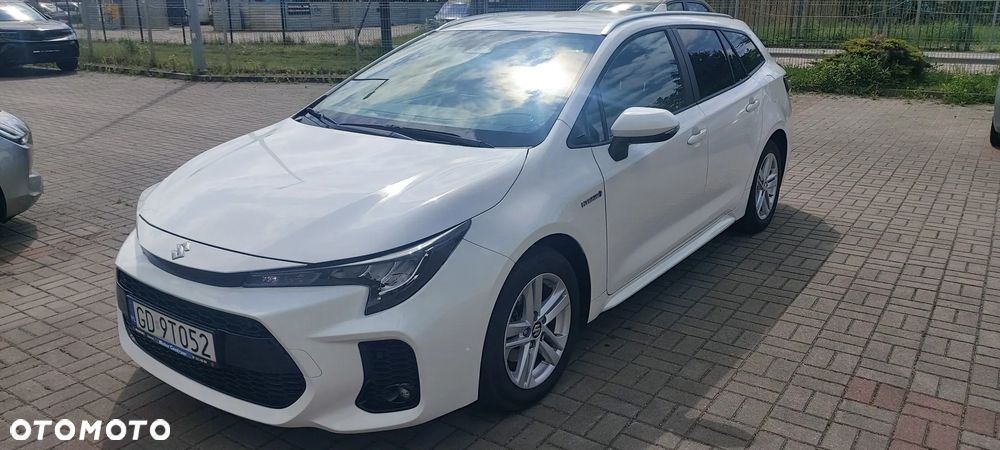 Suzuki Swace 1.8 Hybrid Premium Plus CVT - 1