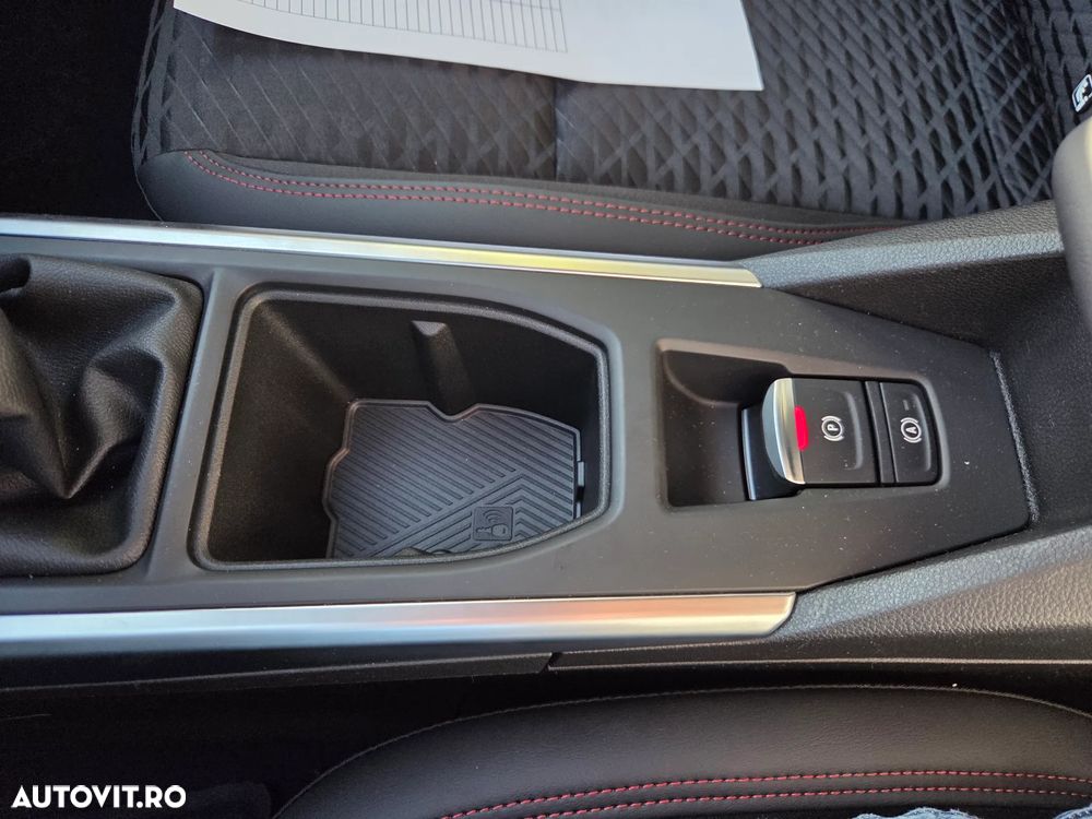 Renault Clio TCe 115 Techno - 23