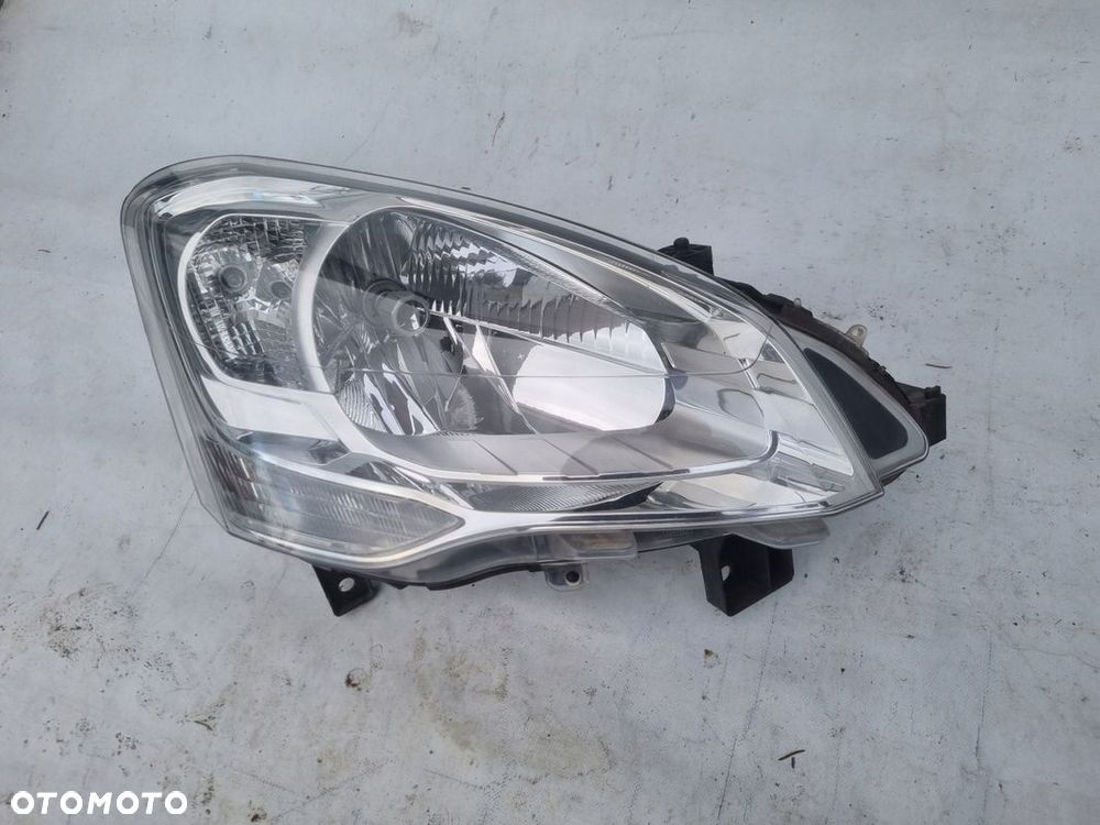 LAMPA PRZOD PRZEDNIA PRAWA CITROEN BERLINGO PARTNER III LIFT 15- EU - 4