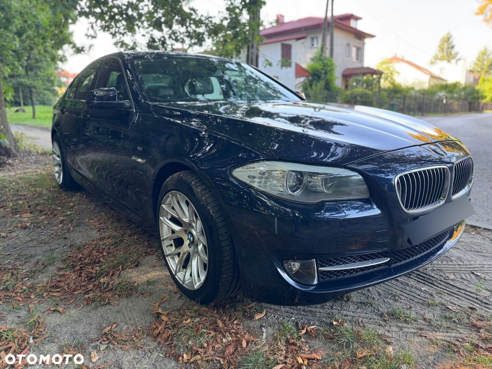 BMW Seria 5 520d - 37