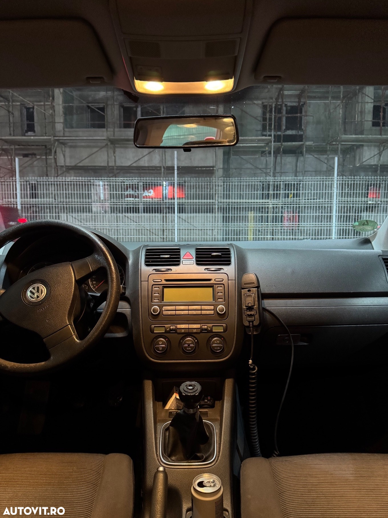 Volkswagen Golf - 6