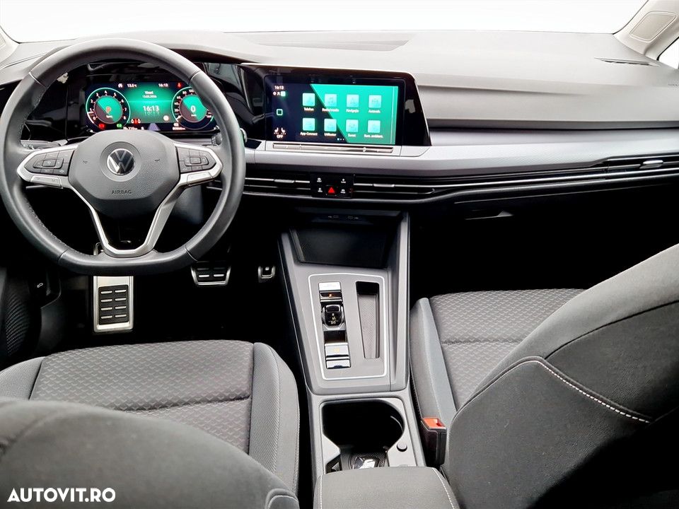 Volkswagen Golf 1.5 eTSI OPF DSG Life - 12