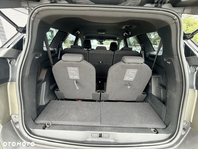 Peugeot 5008 BlueHDi 130 EAT8 GT - 12