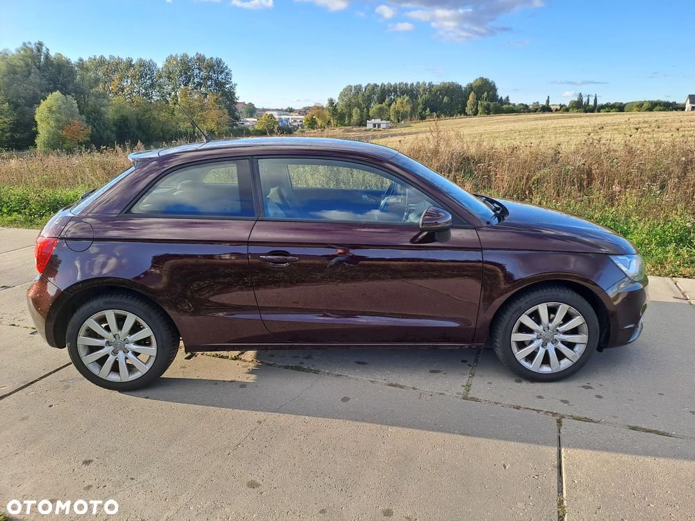 Audi A1 1.2 TFSI Attraction - 4