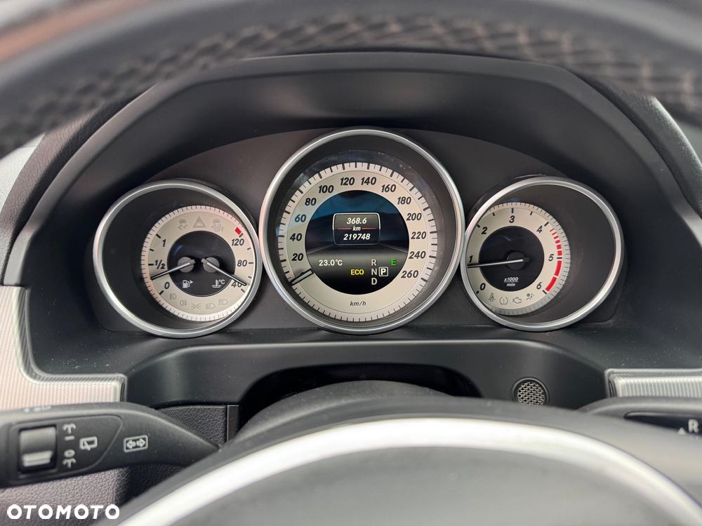 Mercedes-Benz Klasa E 220 BlueTEC 9G-TRONIC Avantgarde - 14