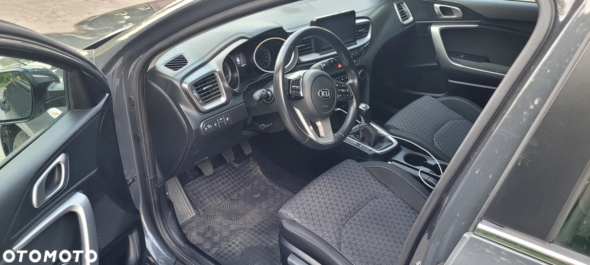 Kia Ceed 1.6 CRDi SCR L Business Line - 10