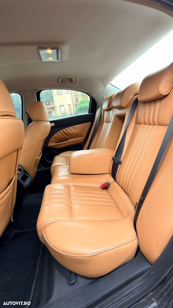 Alfa Romeo 159 1.9 Multijet Distinctive - 6