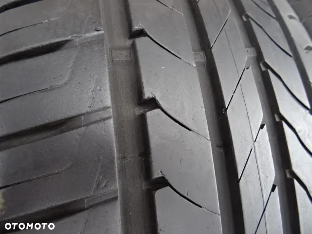 235/60/R17 102V Goodyear Efficient Grip - 3