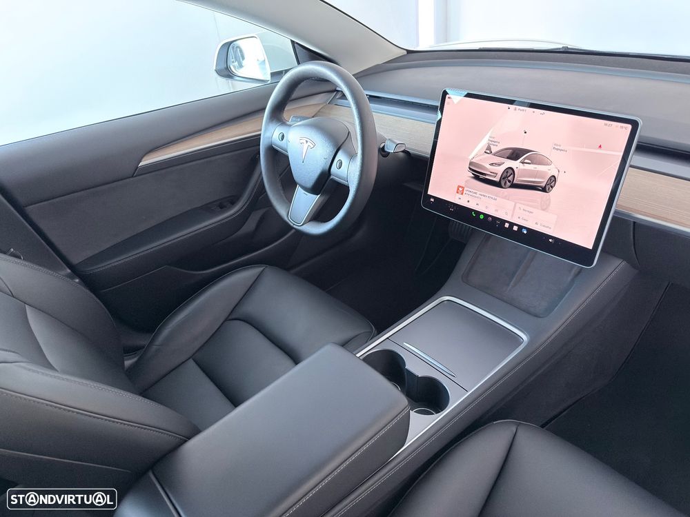 Tesla Model 3 Tração Traseira Standard - 12
