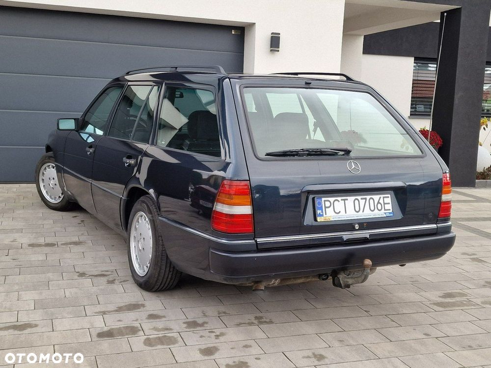 Mercedes-Benz Klasa E - 17