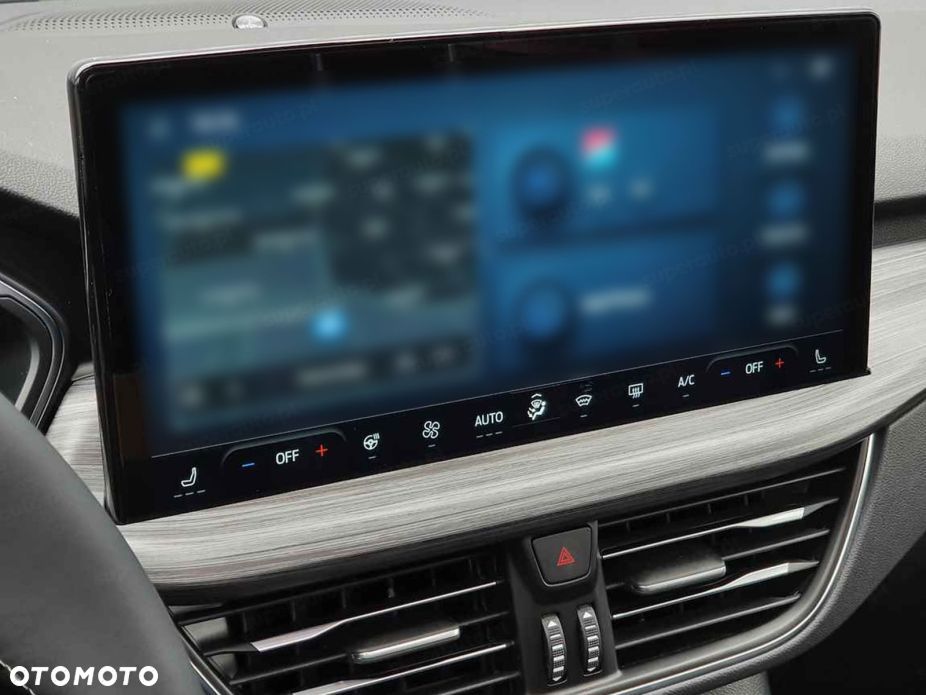 Ford Kuga - 11