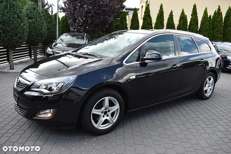 Opel Astra IV 1.4 T Cosmo - 24