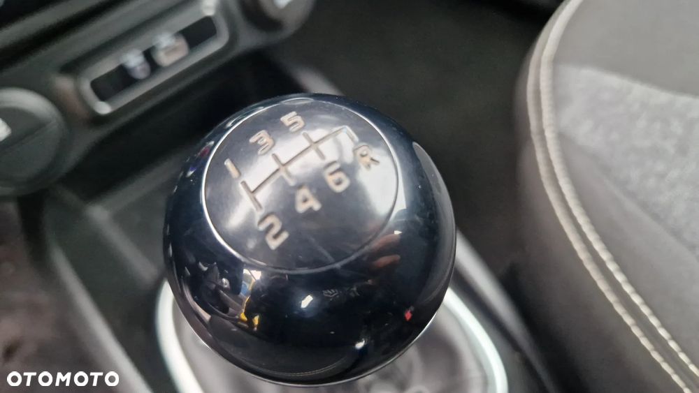 Fiat 500L Urban 1.4 16V Mirror - 16