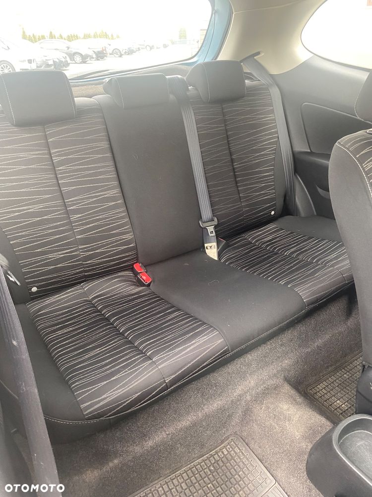 Mazda 2 - 11