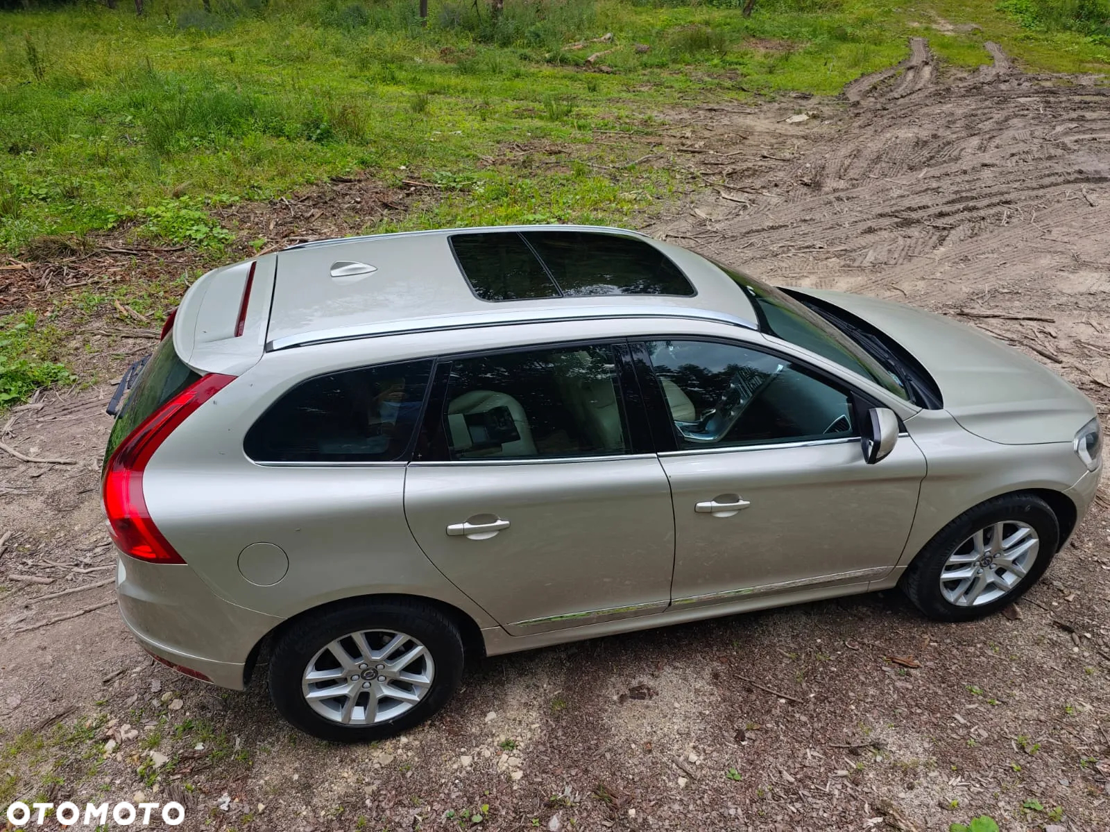 Volvo XC 60 D4 AWD Summum - 4