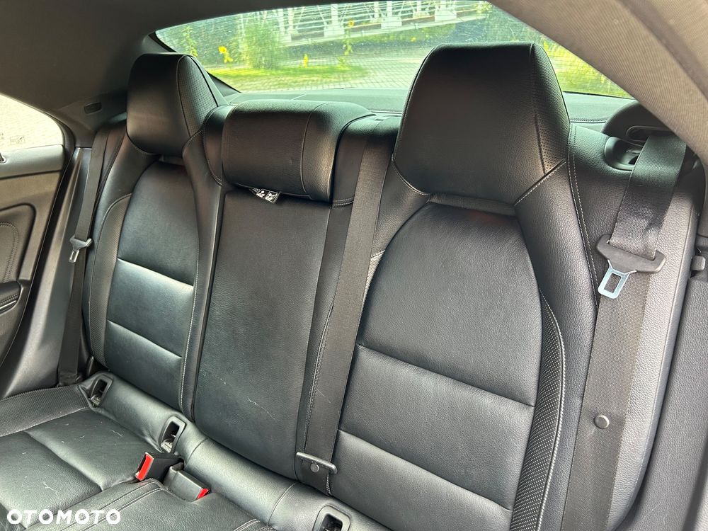 Mercedes-Benz CLA 45 AMG 4Matic 7G-DCT - 17