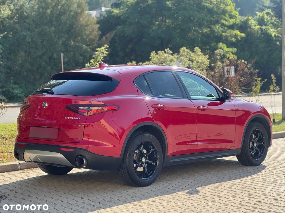 Alfa Romeo Stelvio 2.0 Turbo Q4 - 3