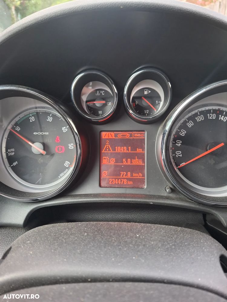 Opel Astra - 8