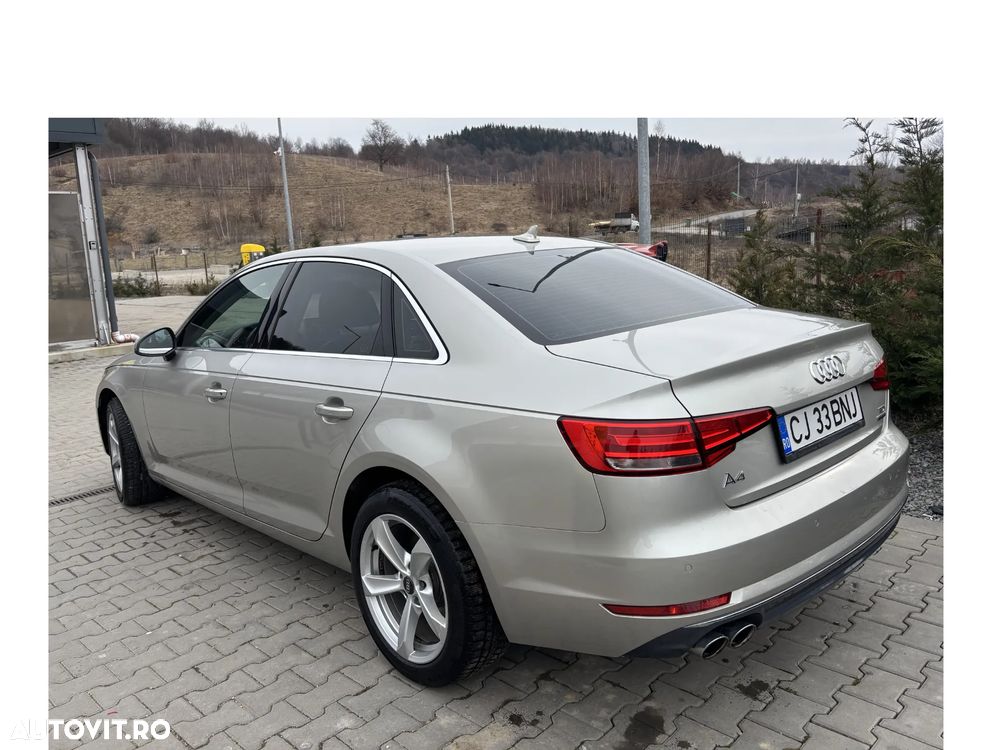 Audi A4 2.0 TDI quattro S tronic - 9