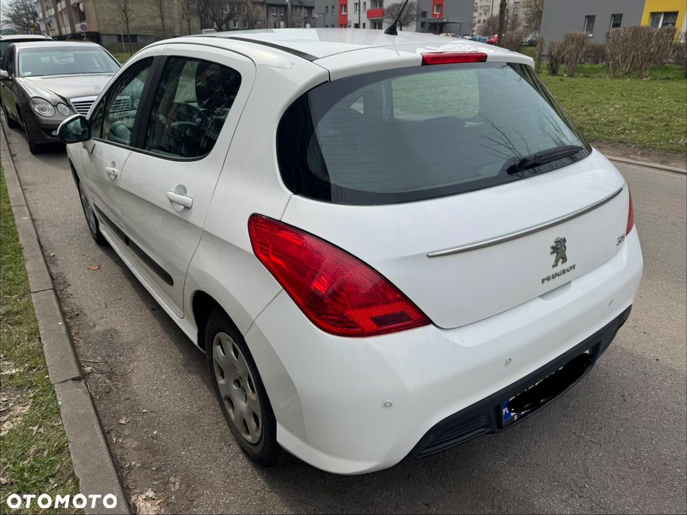 Peugeot 308 100 VTi Urban Move First Edition - 5